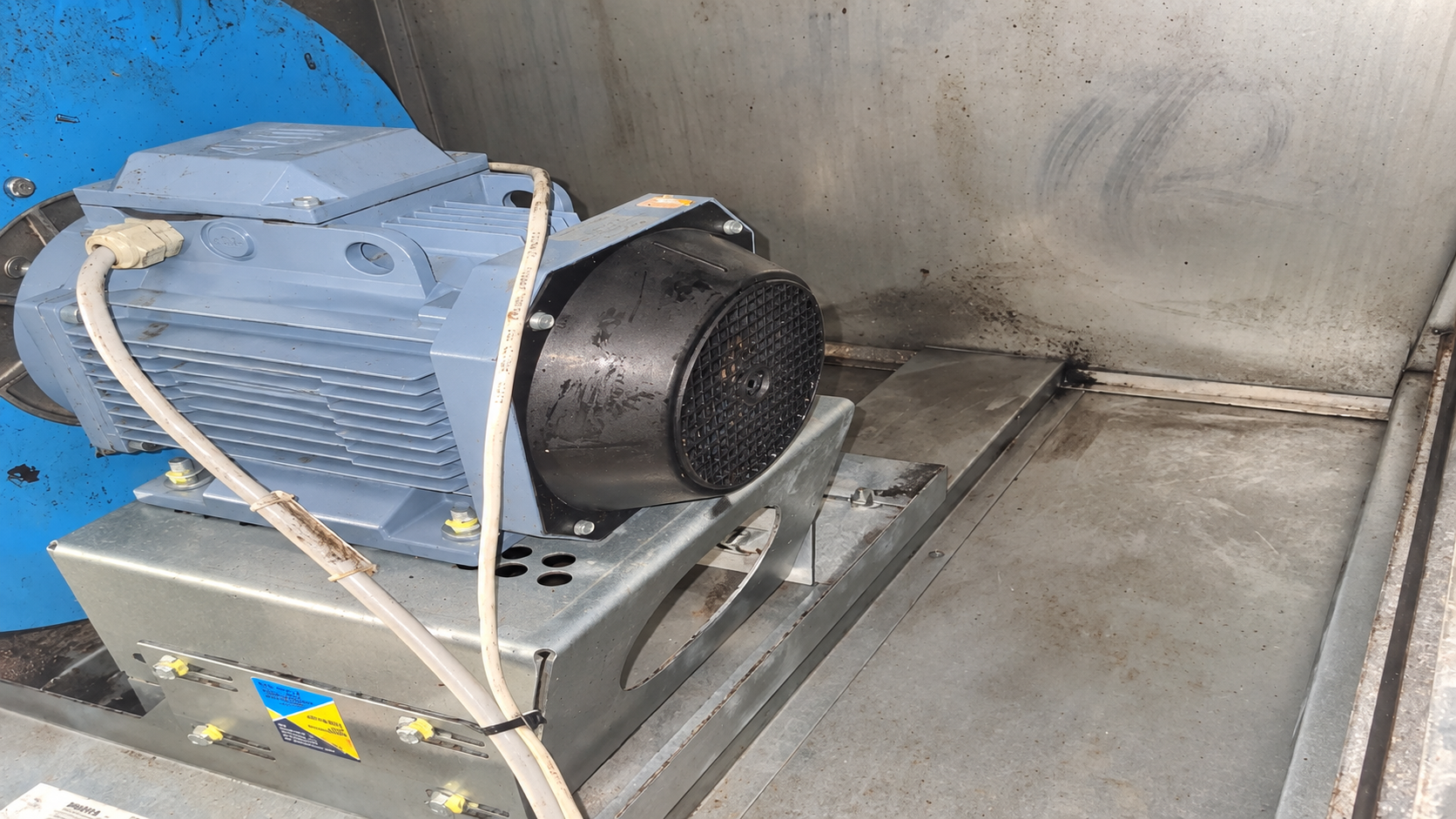 Moteur de centrale de traitement d'air après entretien